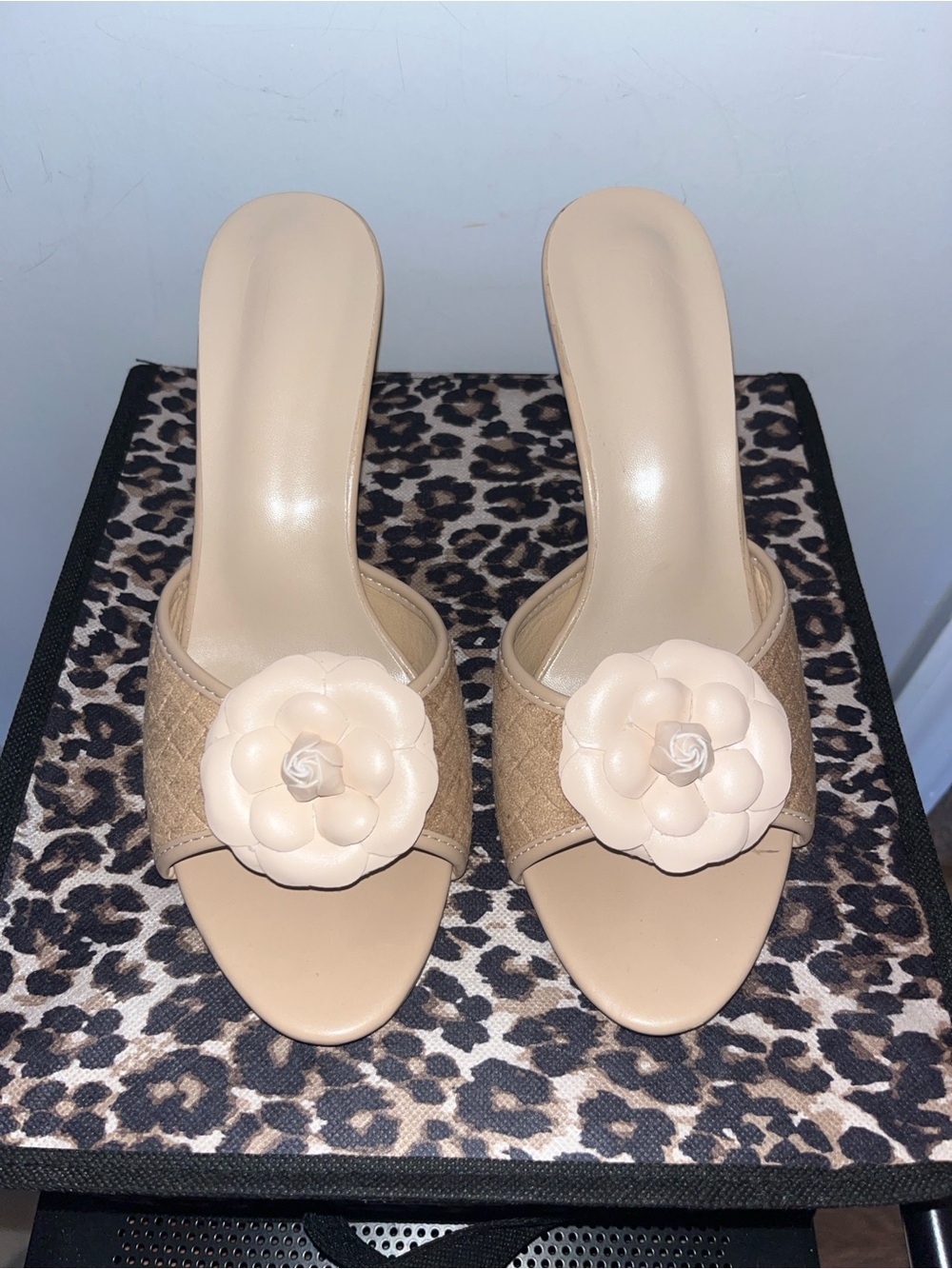 Camellia flower sandals